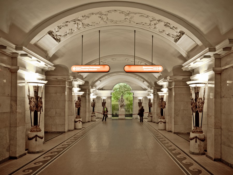 Станция «Пушкинская» в Петербурге